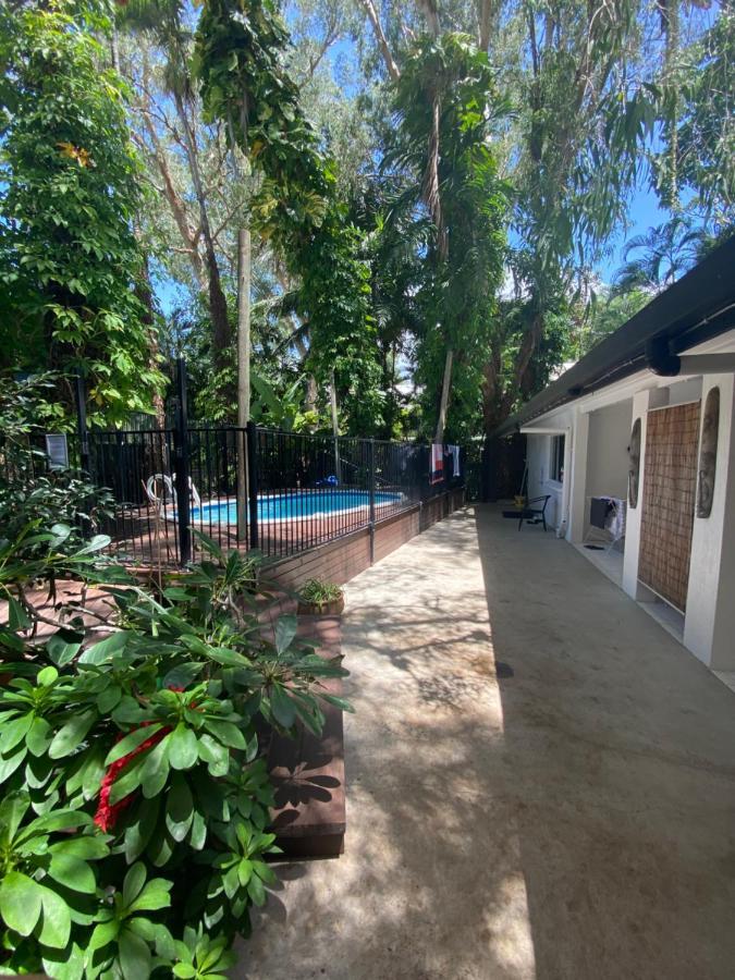 Cairns Beaches Flashpackers Palm Cove Bagian luar foto