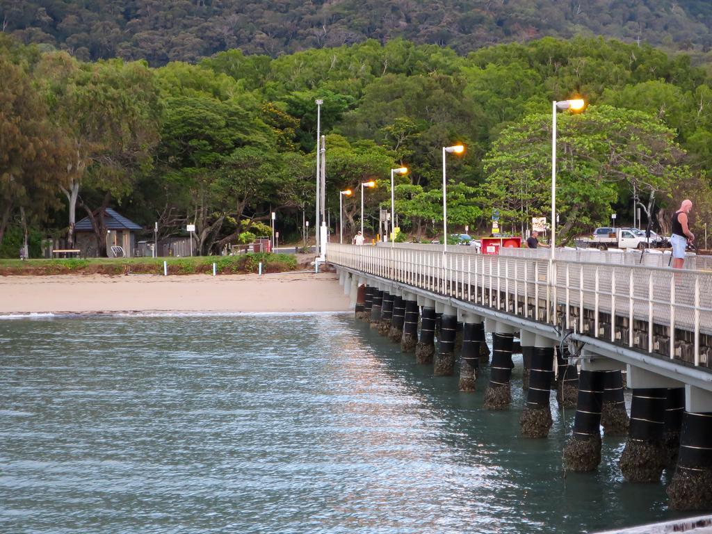 Cairns Beaches Flashpackers Palm Cove Bagian luar foto