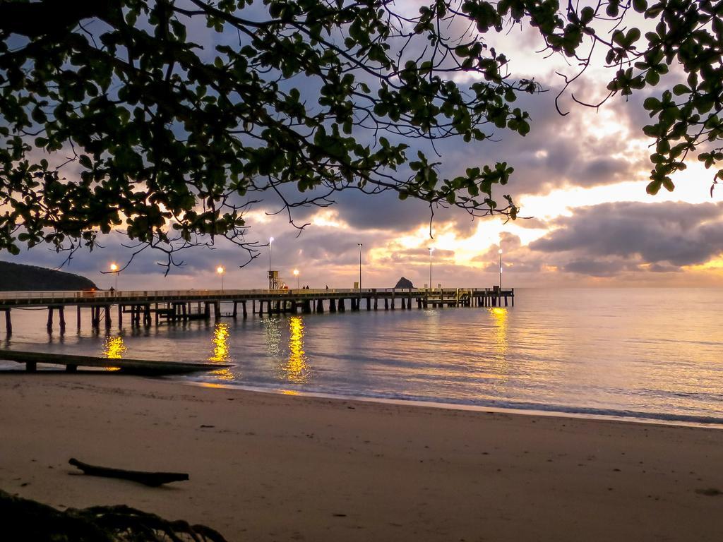 Cairns Beaches Flashpackers Palm Cove Bagian luar foto