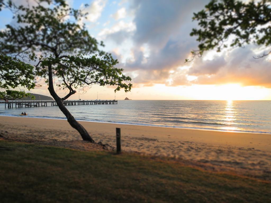 Cairns Beaches Flashpackers Palm Cove Bagian luar foto