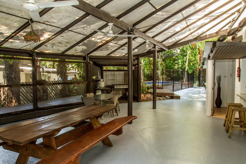 Cairns Beaches Flashpackers Palm Cove Bagian luar foto