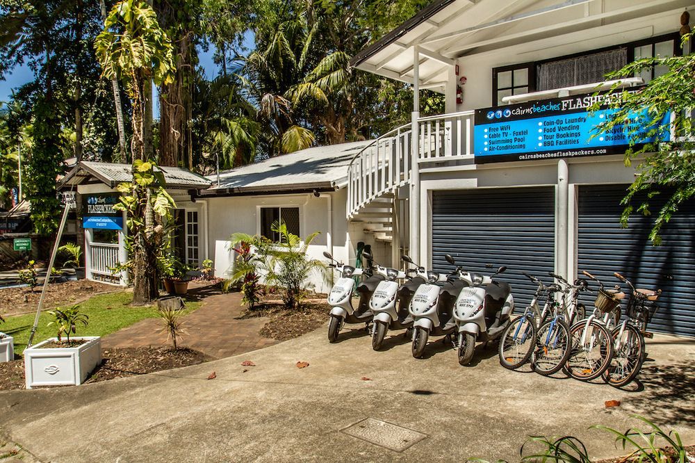 Cairns Beaches Flashpackers Palm Cove Bagian luar foto
