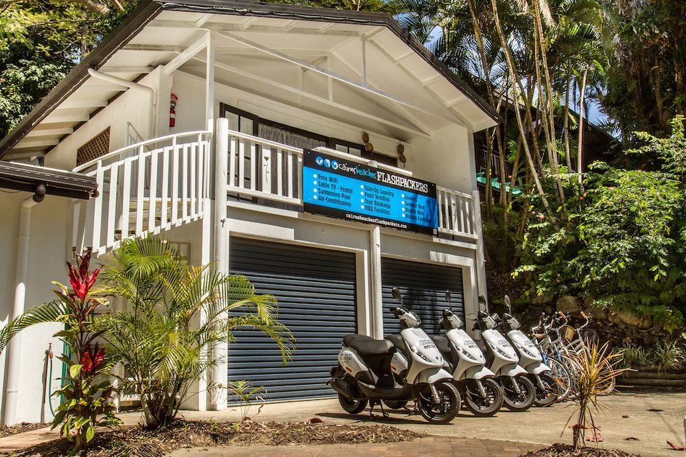 Cairns Beaches Flashpackers Palm Cove Bagian luar foto